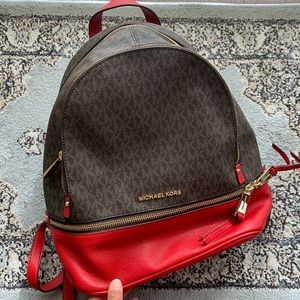 MICHAEL KORS Leather Midsize Backpack